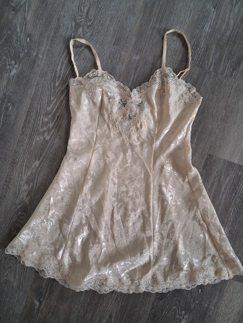 Vintage Victoria's Secret 80s Gold Label Cream Lace Chemise Mini Slip Dress - Picture 5 of 7